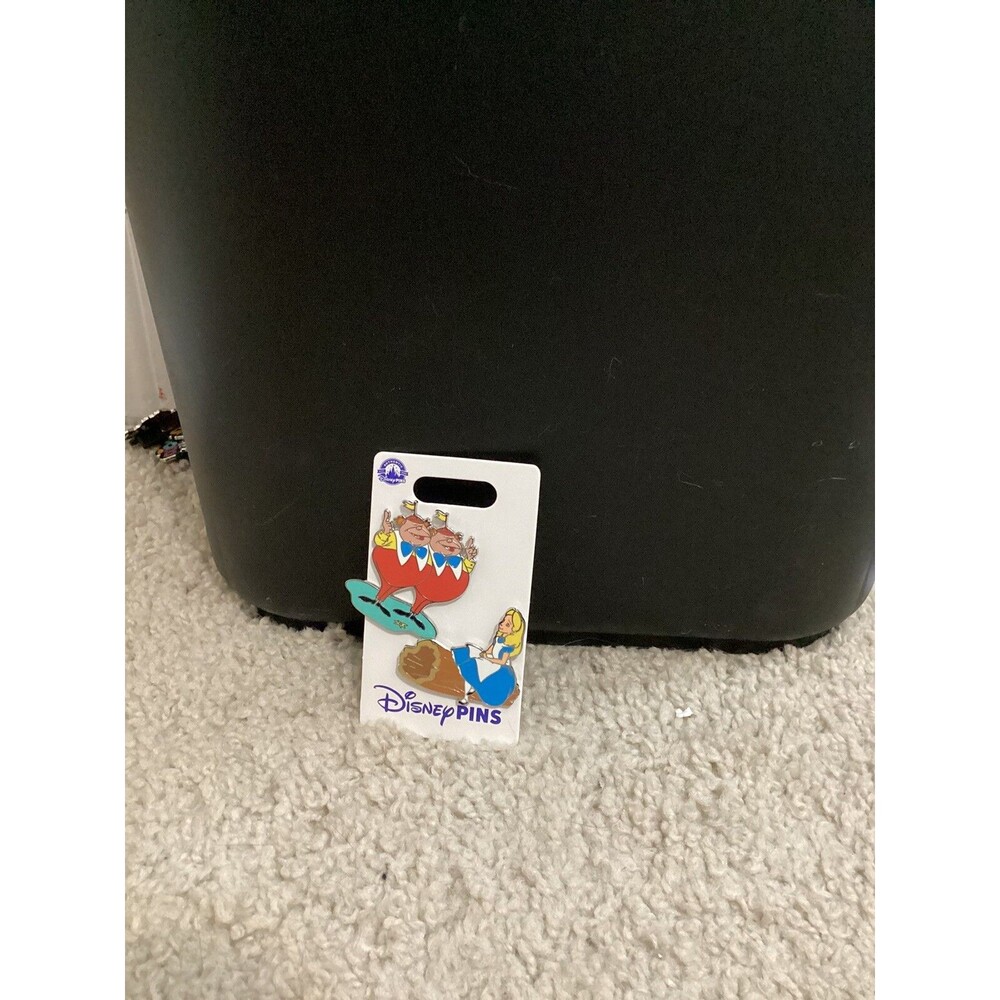 Disney Parks 2024 Alice In Wonderland with Tweedles OE Pin Set